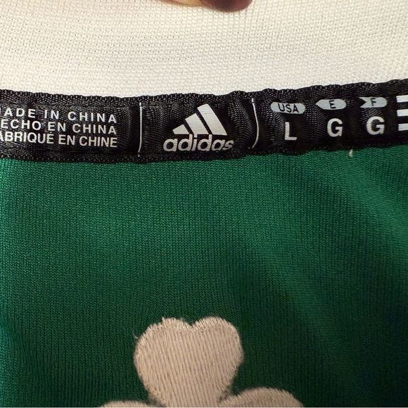 Kids Celtics Jersey. Size Large. - Picture 9 of 11